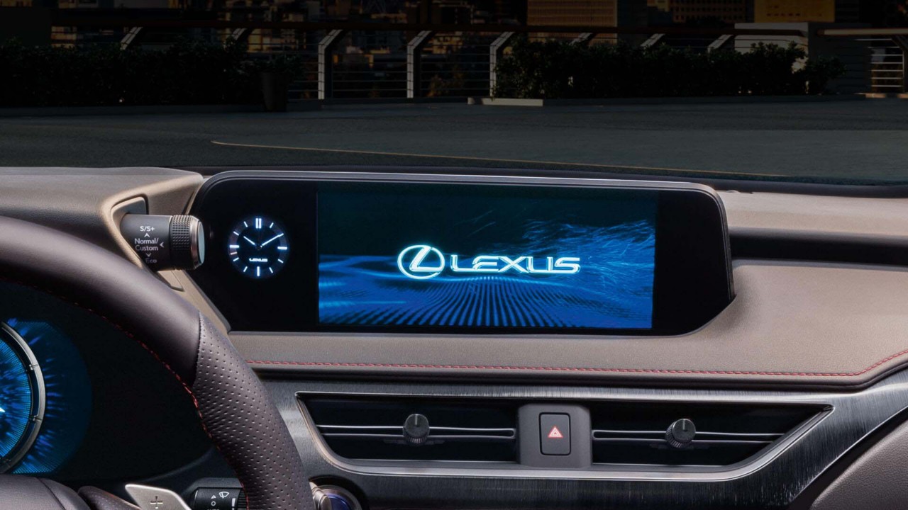 Lexus UX multimedia display screen