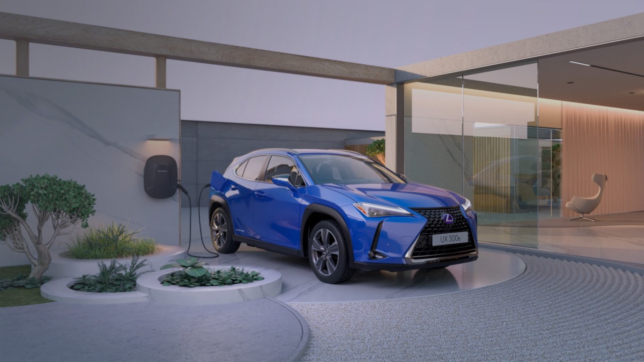 2020-lexus-ux300e-hub_hero-1920x1080_tcm-3174-1957598