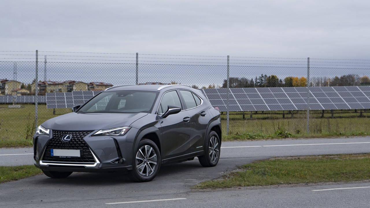 ux300e, lexus, elbil, solceller
