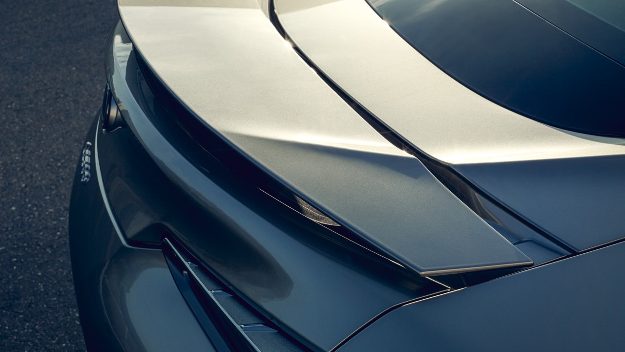 Lexus LC spoiler 